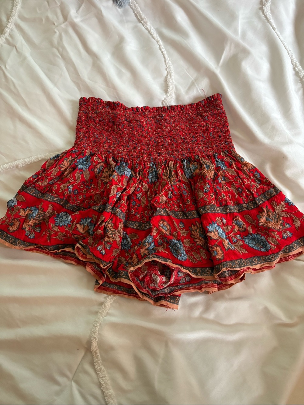 Natural Life red floral flowy shorts
